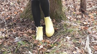 Slave Show – Bitch Tightly Bound In The Forest
