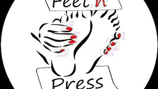 Feet’n’Press – Elena Feet Tickling in the new Footpress